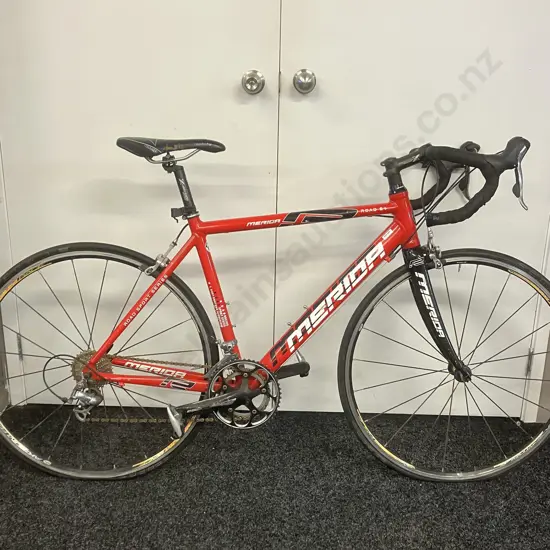 Merida S4 Road Bike, Black / Red / White Colours