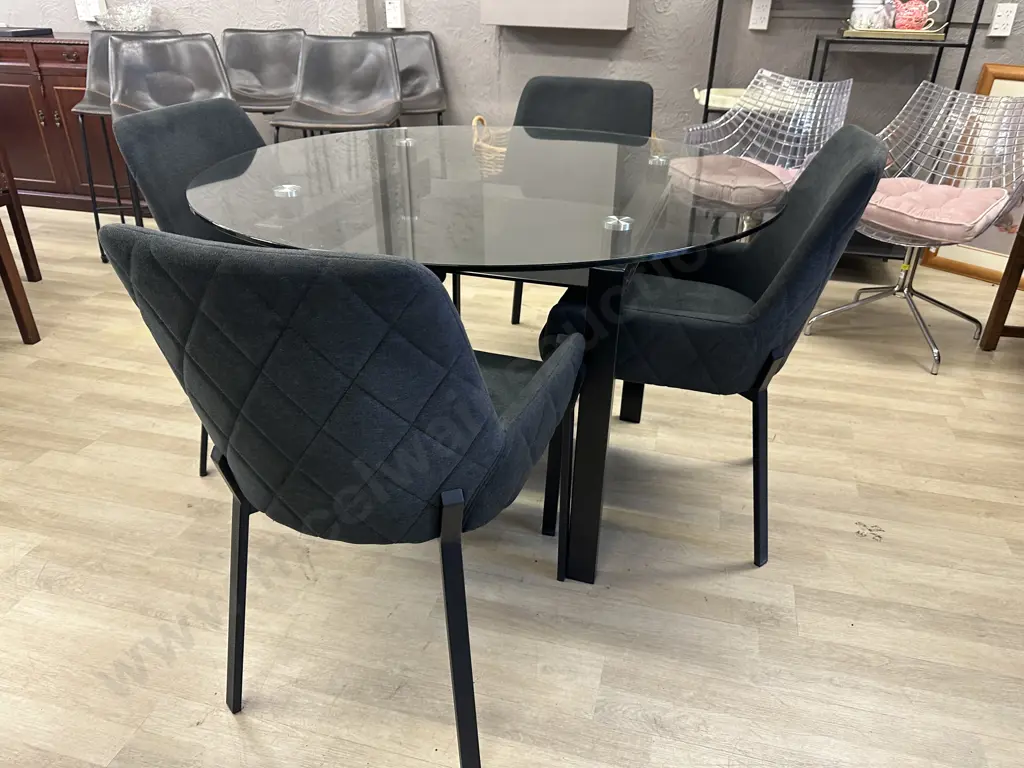 Round Clear Glass Table With Black Undershelf, Black Powder Coated Base 75x120cm & 4 Charcoal Luna Carver Dining Chairs Image 1++