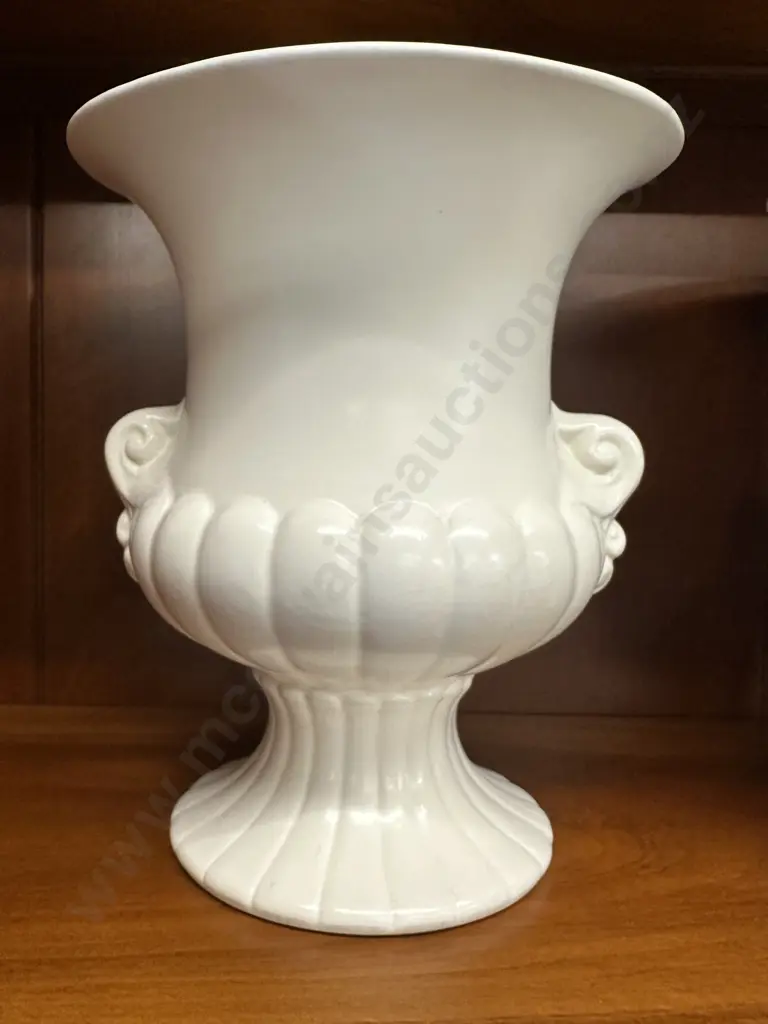 Pair Of Crown Lynn Potteries Classical Urn Vases (one af) Image 1++