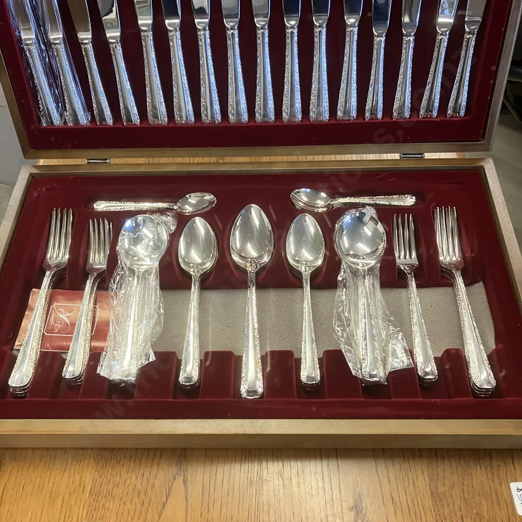 Vintage Australian Rodd Nemesia Silver Plate 58 Piece Cutlery Set In Wooden Canteen Image 1++
