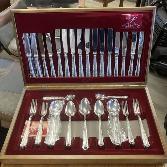 Vintage Australian Rodd Nemesia Silver Plate 58 Piece Cutlery Set In Wooden Canteen