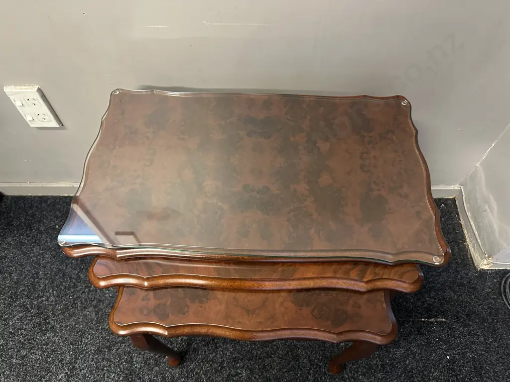 Burr Walnut Nest Of Tables With Glass Tops & Cabriole Legs Image 1++
