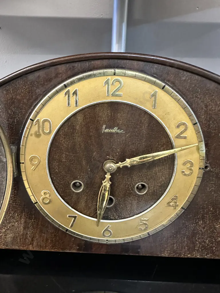 Art Deco German Kanthe Oak Cased Chiming Mantle Clock (No Key) Image 1++