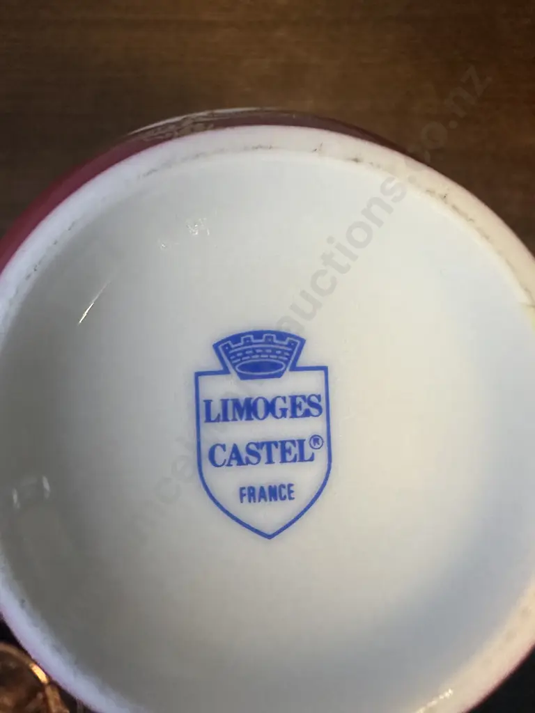 Limoges Castel Vase H19cm. Image 1++