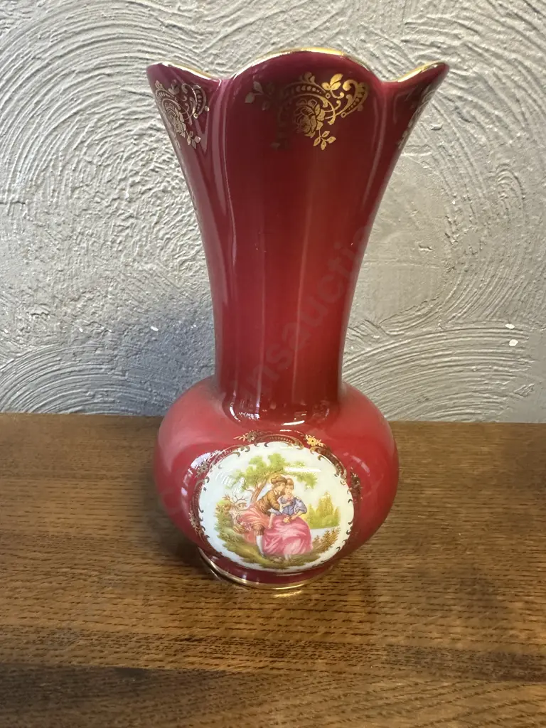 Limoges Castel Vase H19cm. Image 1++