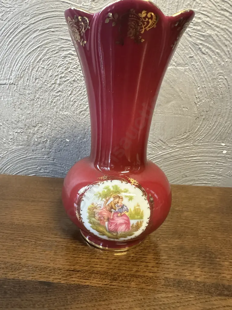 Limoges Castel Vase H19cm. Image 1++