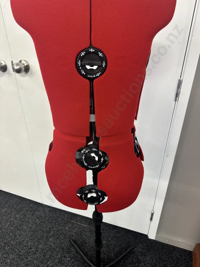 Adjustable English Tailors Dressmakers Mannequin Image 1++
