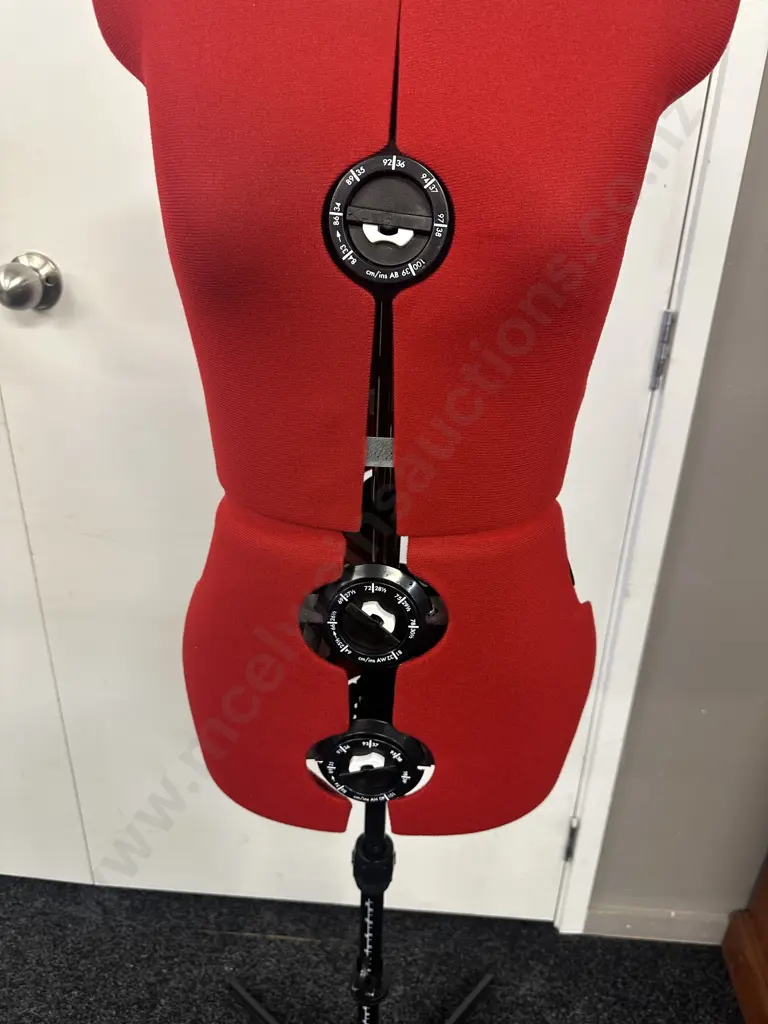 Adjustable English Tailors Dressmakers Mannequin Image 1++