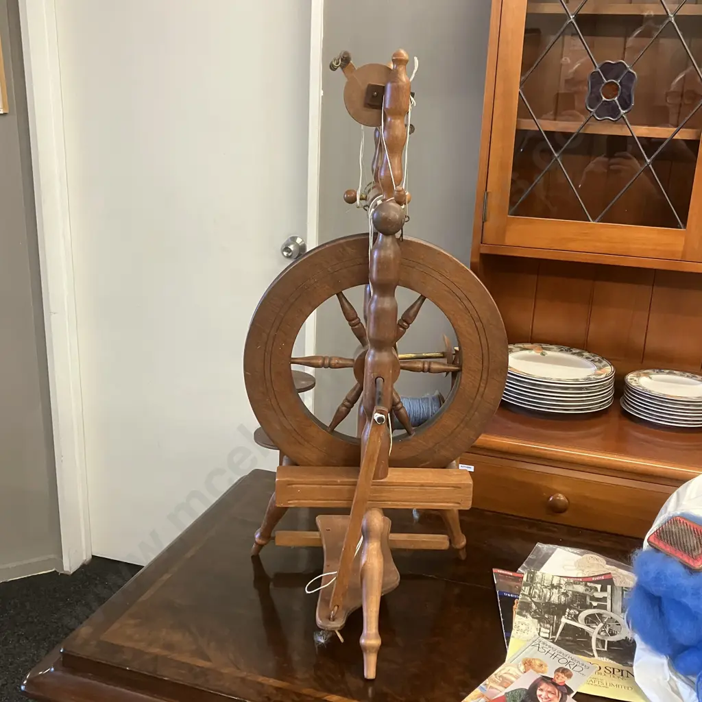 Ashford Traditional Spinning Wheel, Instructions, Fleece Etc Image 1++