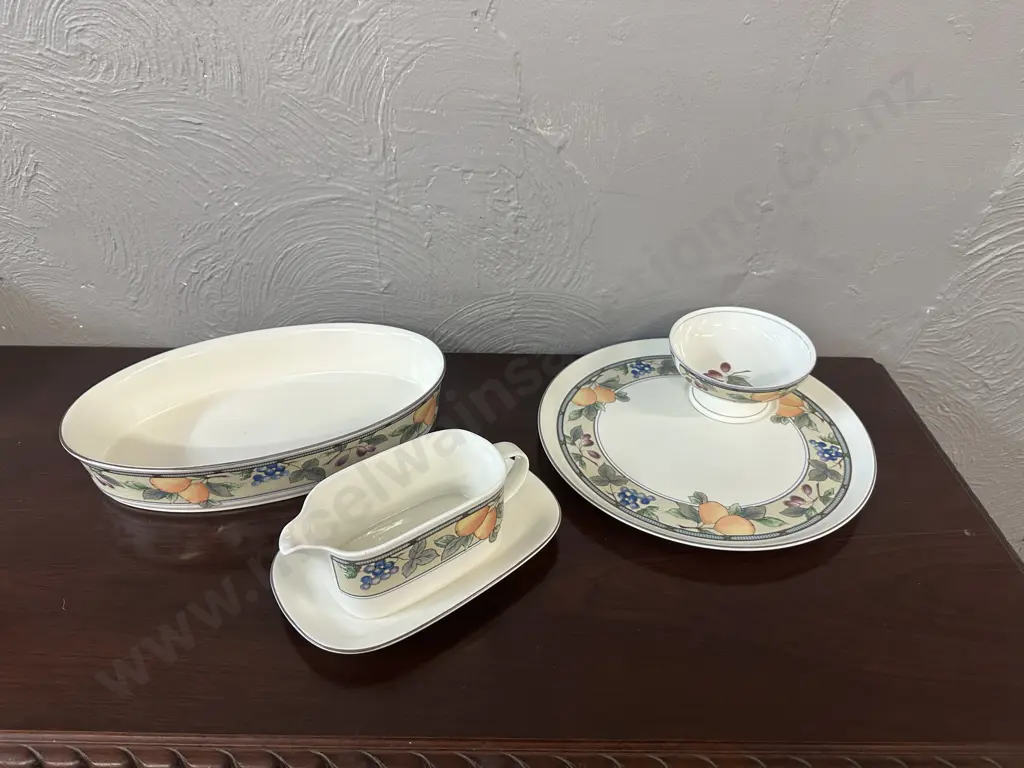 Mikasa Intaglio Garden Harvest Gravy Boat & Under Plate, Chip & Dip Platter With Oval Serving Dish Image 1++