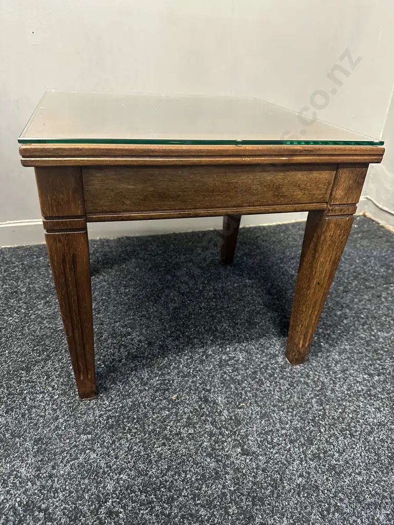 Small Square Mahogany Side Table With Glass Top H36x40x40cm. Image 1++