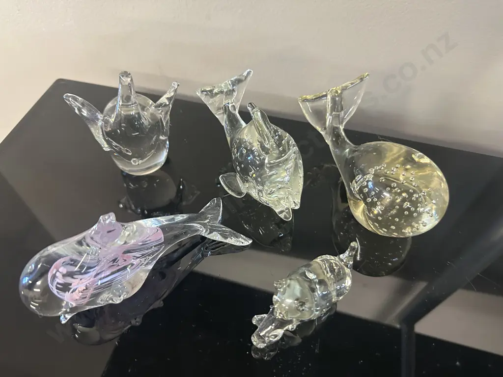 Selection Of Glass Items Including Hokitika Glass Studio Dolphin, Whale Etc Image 1++