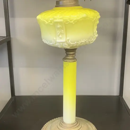 Antique Victorian Duplex Twin Burner Oil Lamp With Yellow Milk Glass Reservoir & Heavy Brass Base. H48cm (As Found)