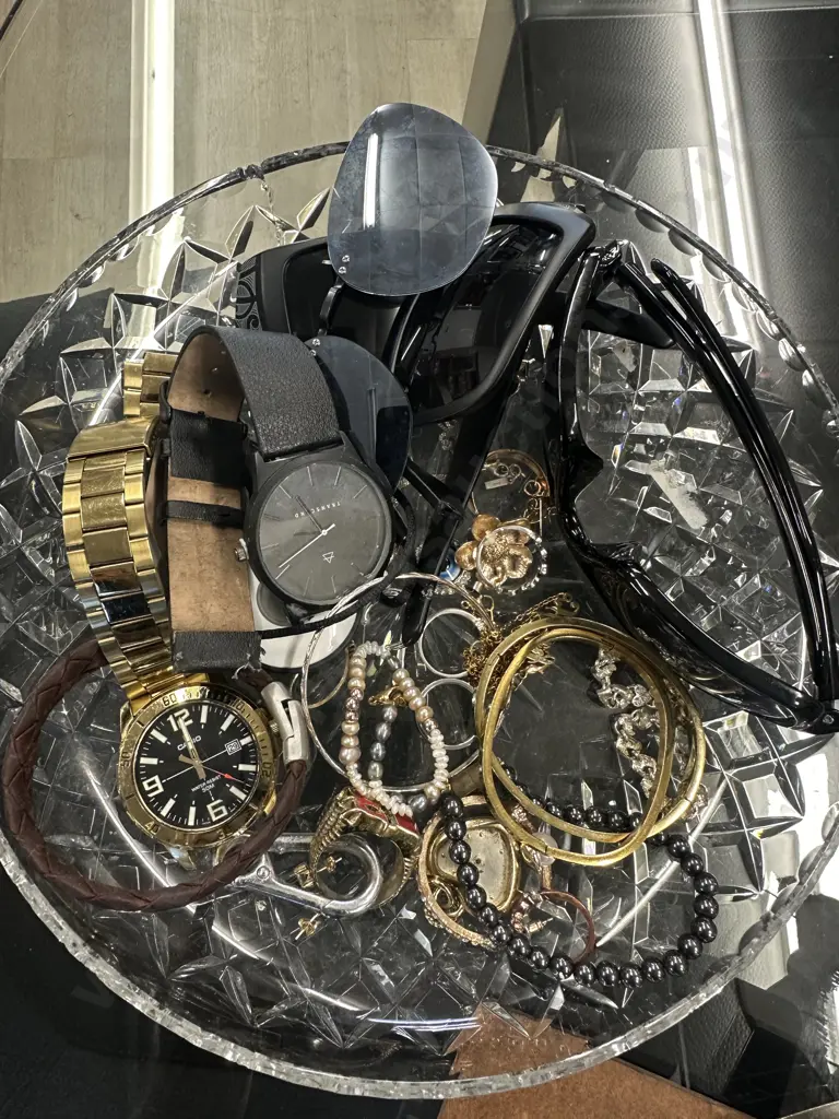 Assorted Costume Jewellery Etc Image 1++