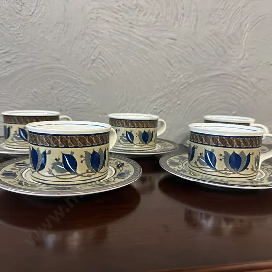 Mikasa Intagilio Arabella Malaysia Tea Cup & Saucers x5 Navy Blue Tulip & Vines On Rustic Background