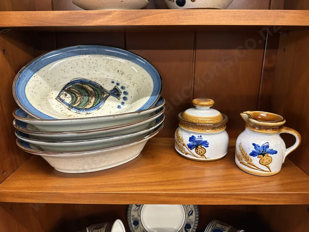 Schramberg Handemalt Kornblume Sunflower Sugar Bowl & Creamer With Five Hasegawa Blue Fish Oval Hand Painted Plates Image 1++