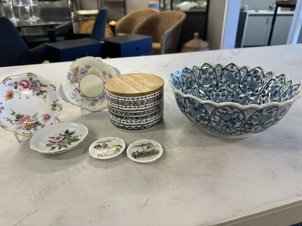 Selection Of Demi Dishes, Butlers Cannister & Blue & White Japanese Bowl Image 1++