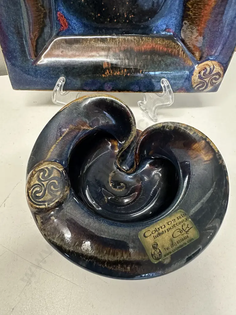 Irish Pottery by Colm de Ris Bowl & Square Platter Image 1++