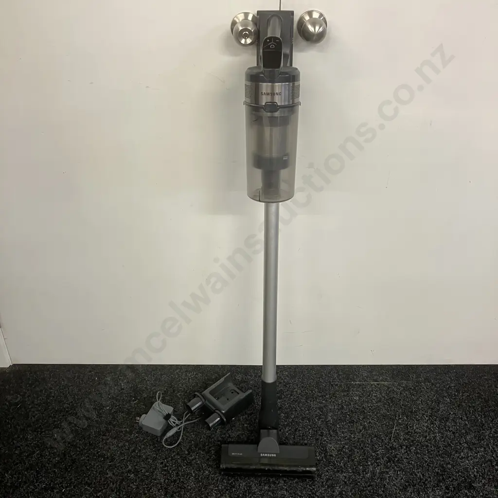 Samsung 150W Jet™60 Stick Vacuum Cleaner - Model VS15A6031M5 With Charger Image 1++
