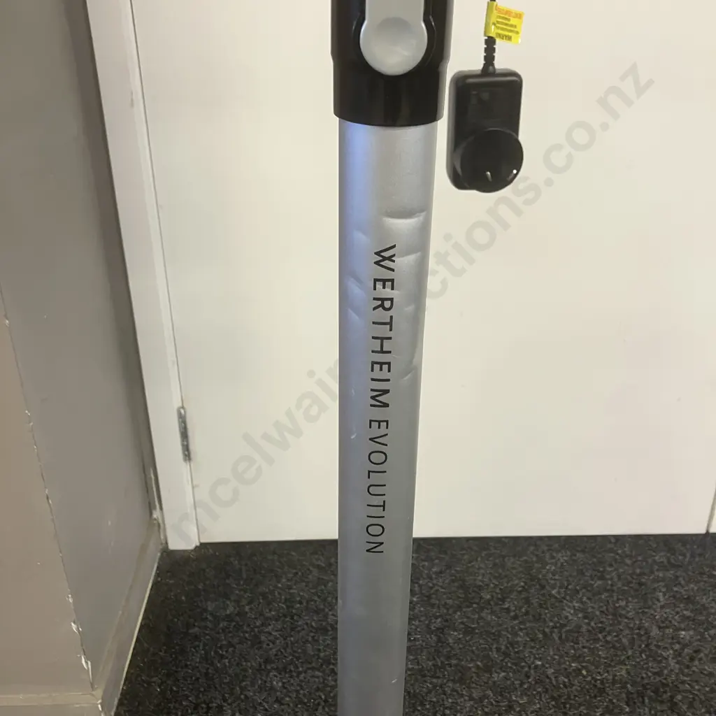 Werthiem Evolution W7301 Portable Stick Vacuum Cleaner With Charging Stand, 2 x Batteries, Vacuum Cleaner Attachments Image 1++