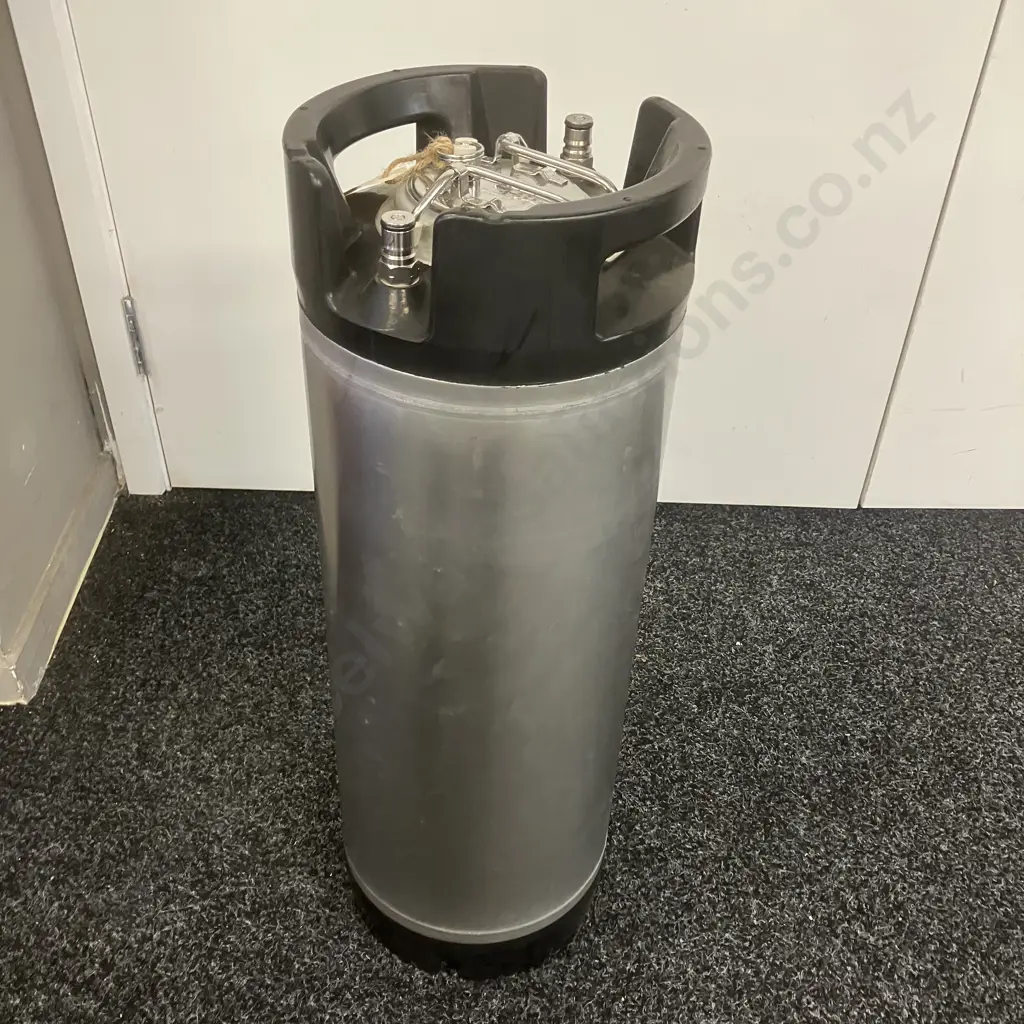 Mangrove Jack's 19 Litre Ball Lock Keg, Double Handle, Rubber Foot Image 1++