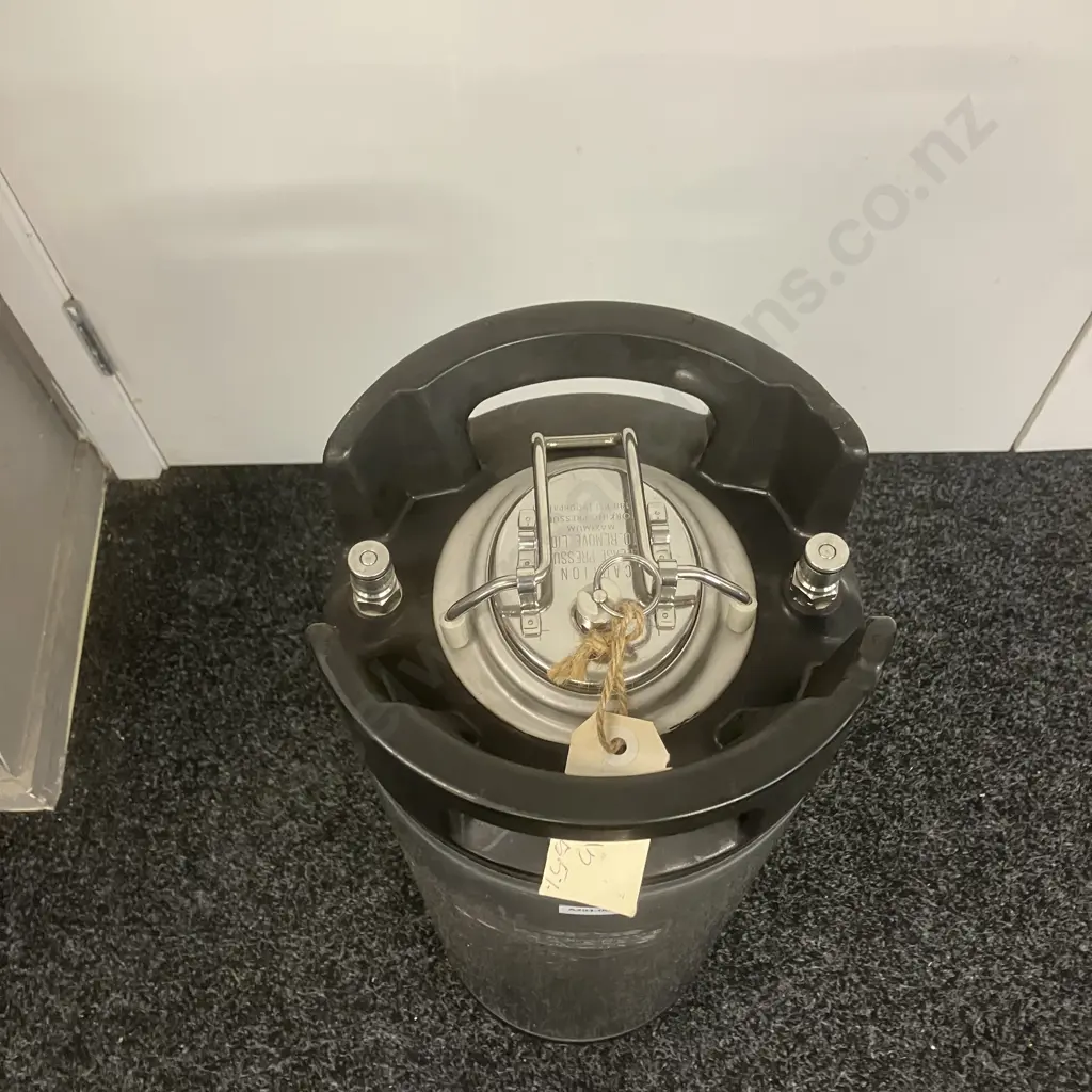 Mangrove Jack's 19 Litre Ball Lock Keg, Double Handle, Rubber Foot Image 1++