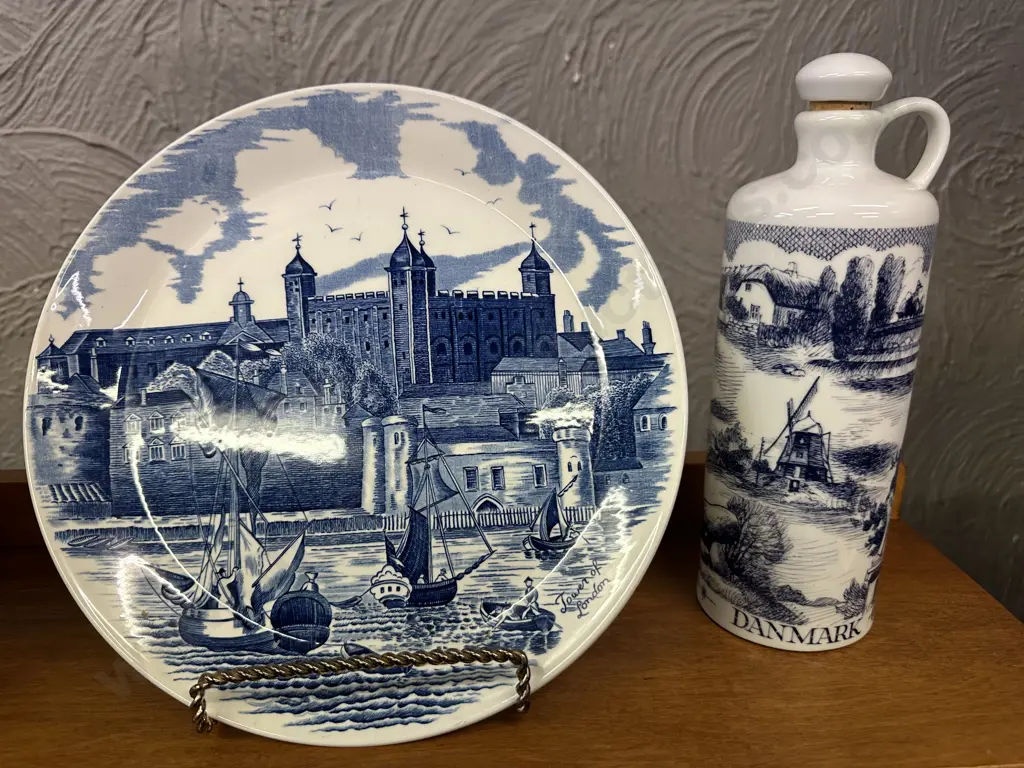 Vintage Johnson Brothers Blue Flow Plate Tower Of London Detail & Porcelain Bottle With Cork Stopper Image 1++