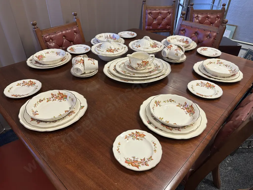 Royal Doulton Dinner Set Wilton Pattern #D6226 The Autumn/Fall Leaves Service For Six Including Serving Dishes Etc  Image 1++