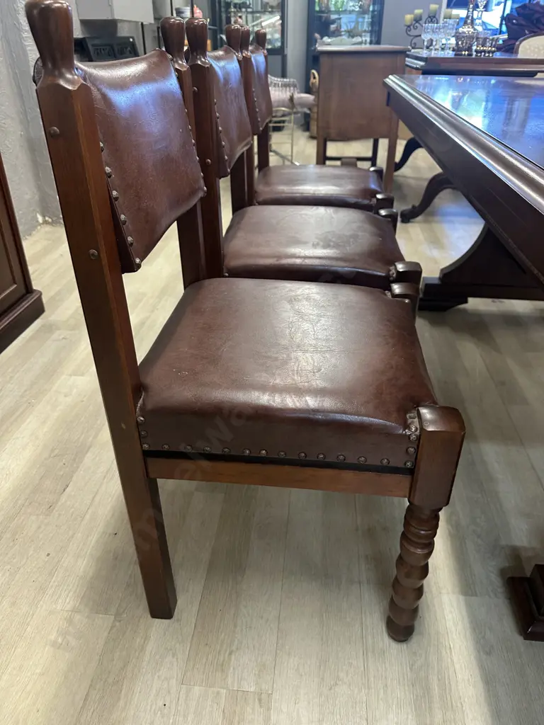 Mahogany Rectangular Dining Table & Eight Leather Domed Chairs Turned Leg Detail H74,L200,D100cm. Image 1++