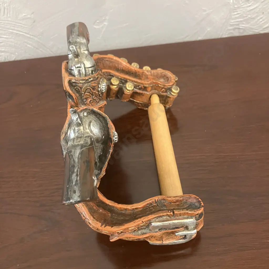 Pistols & Holsters With Cartridge Belt Toilet Roll Holder Image 1++