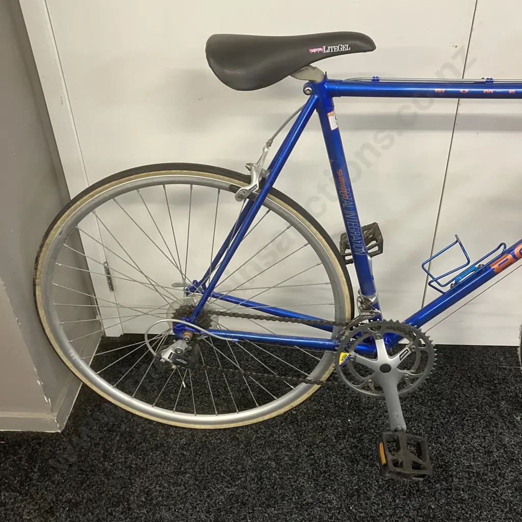 Bauer Momentum Series 1000 Racing Bike (Designed & Hand Built In NZ) As - Is Image 1++