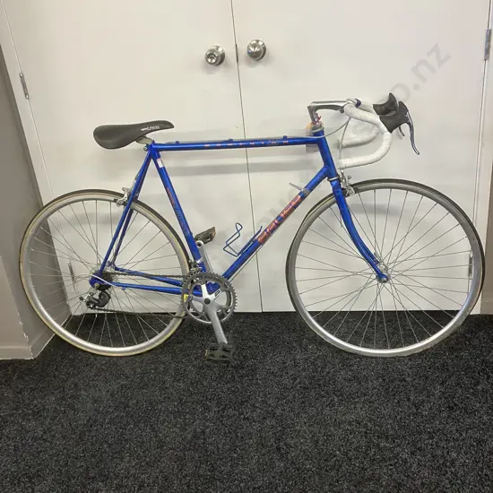 Bauer Momentum Series 1000 Racing Bike (Designed & Hand Built In NZ) As - Is