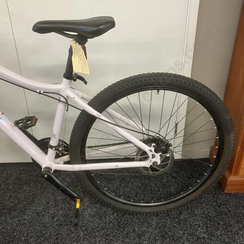 Torpedo 7 Vortex 2 Mountain Bike, White & Turquoise Image 1++