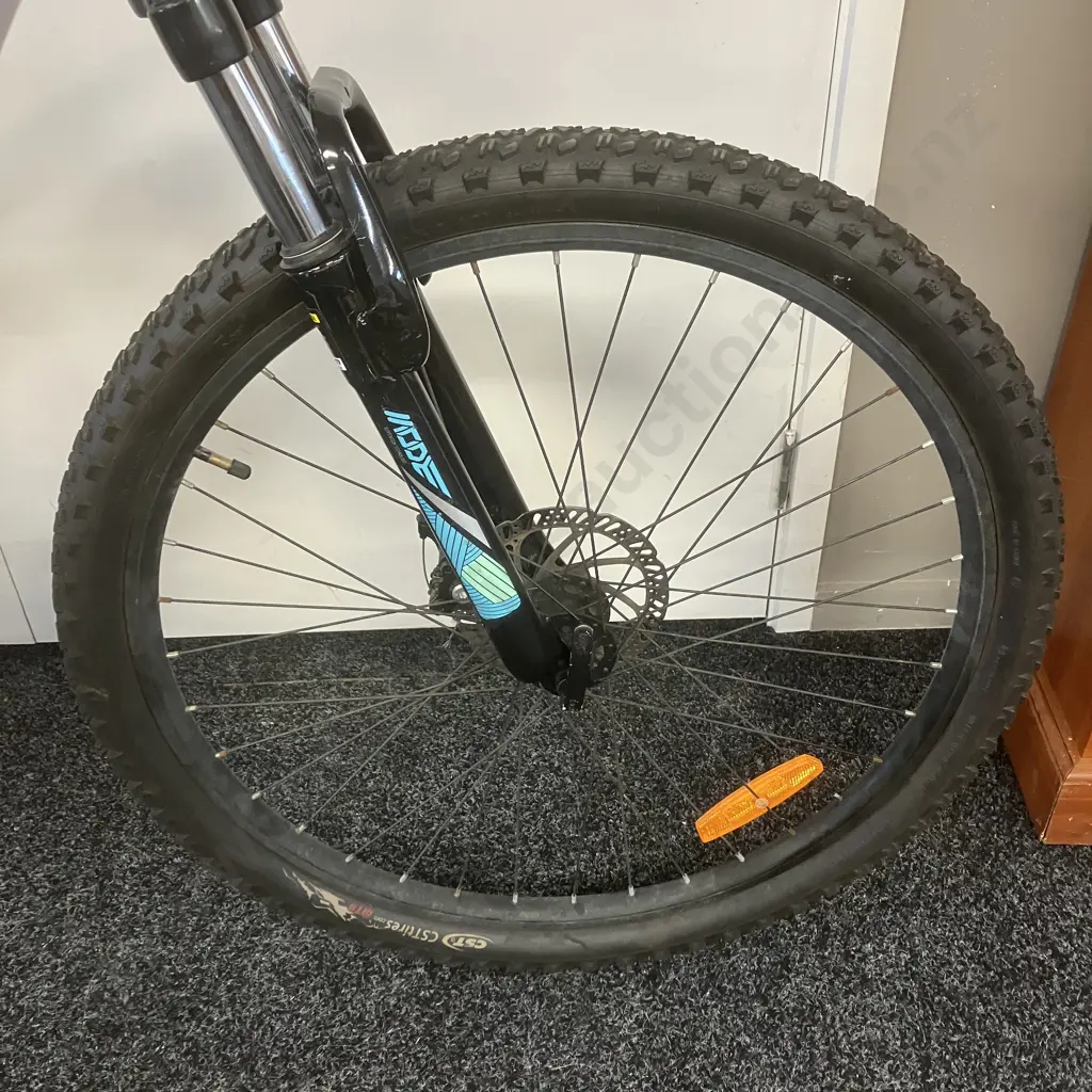 Torpedo 7 Vortex 2 Mountain Bike, White & Turquoise Image 1++