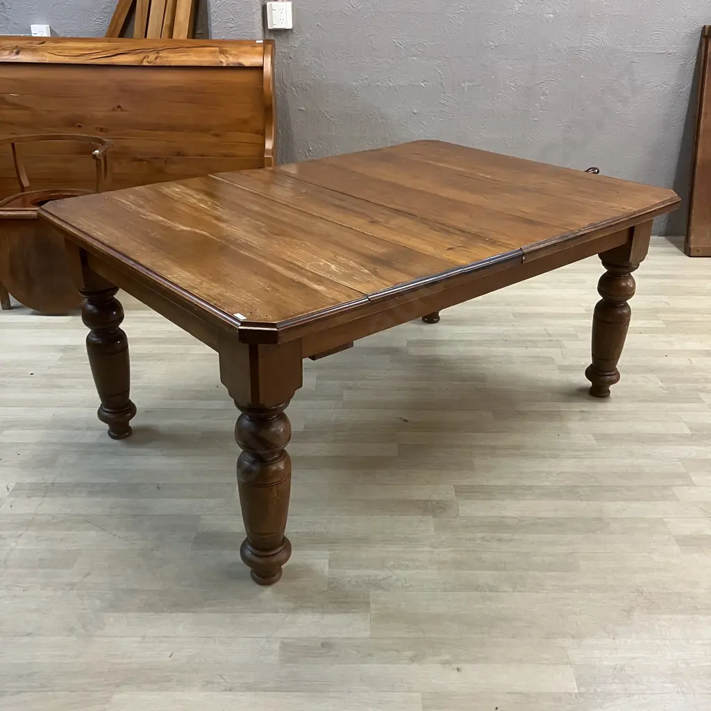 19th Antique Colonial New Zealand Kauri Banquet Extension Dining Table With Working Crank Handle & 3 Leaves Image 1++