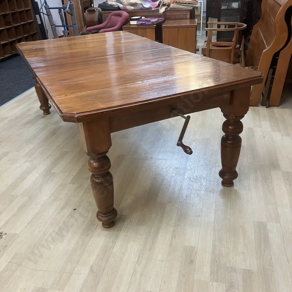 19th Antique Colonial New Zealand Kauri Banquet Extension Dining Table With Working Crank Handle & 3 Leaves Image 1++