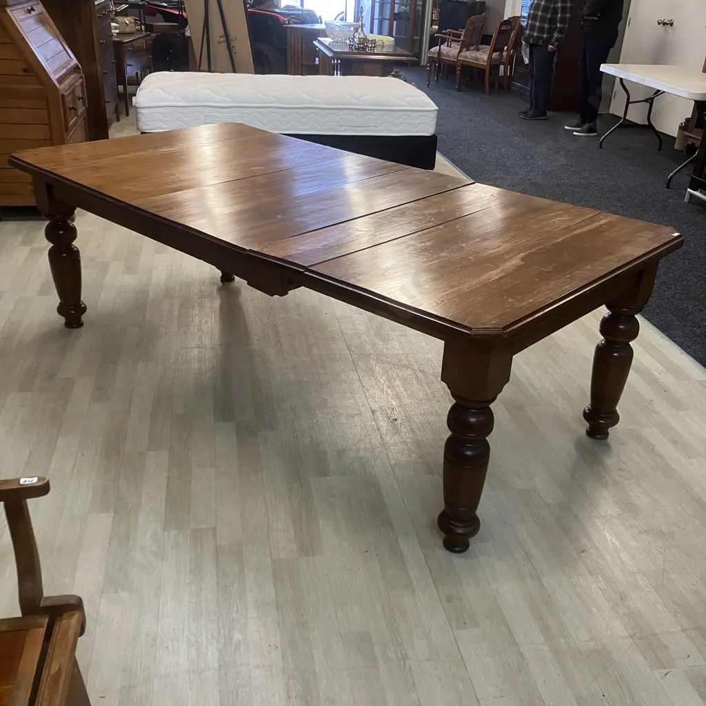 19th Antique Colonial New Zealand Kauri Banquet Extension Dining Table With Working Crank Handle & 3 Leaves Image 1++
