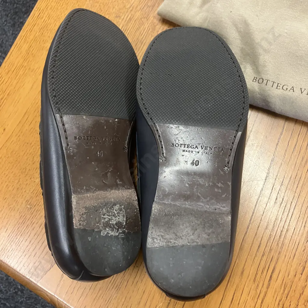 Bottega Veneta Intrecciato Weave Women's Tassel Loafers in Navy Blue With Dust Bags. Size 40 Image 1++