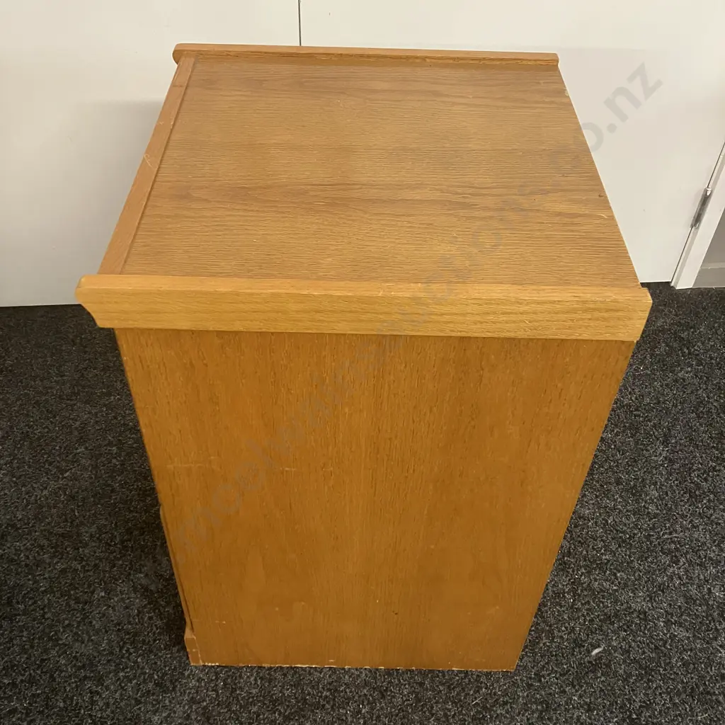 Oak Effect 2 Drawer Filing Cabinet. H72 W48 D48cm (As Found) Image 1++