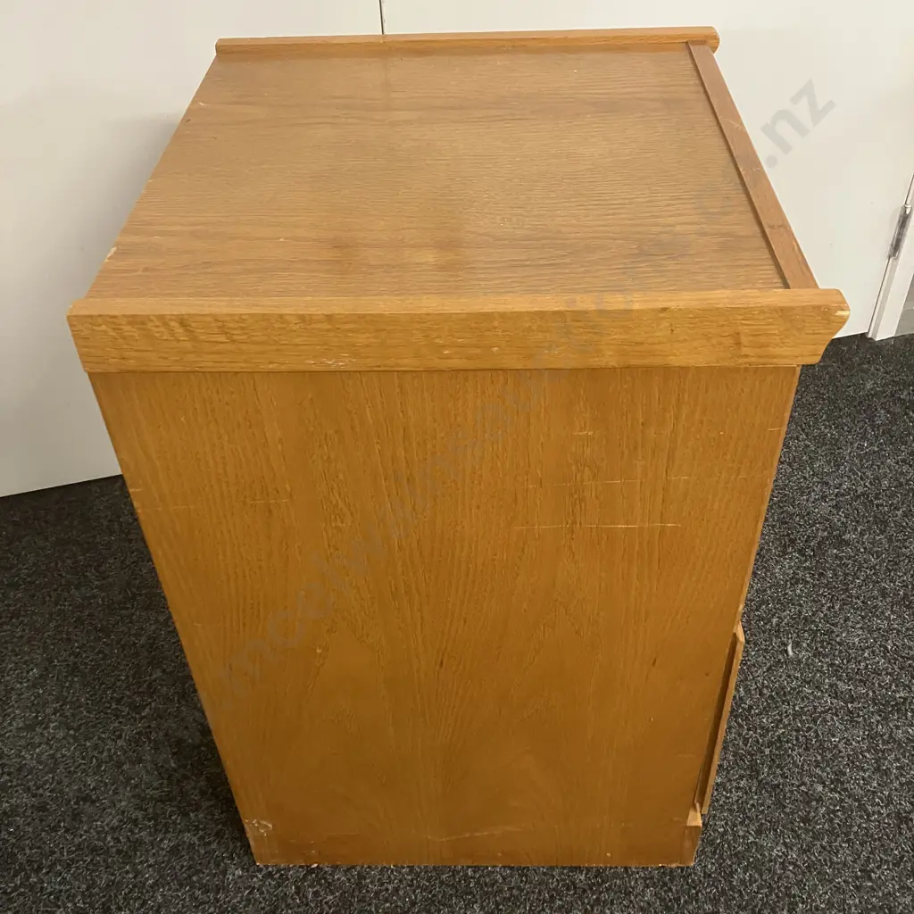 Oak Effect 2 Drawer Filing Cabinet. H72 W48 D48cm (As Found) Image 1++