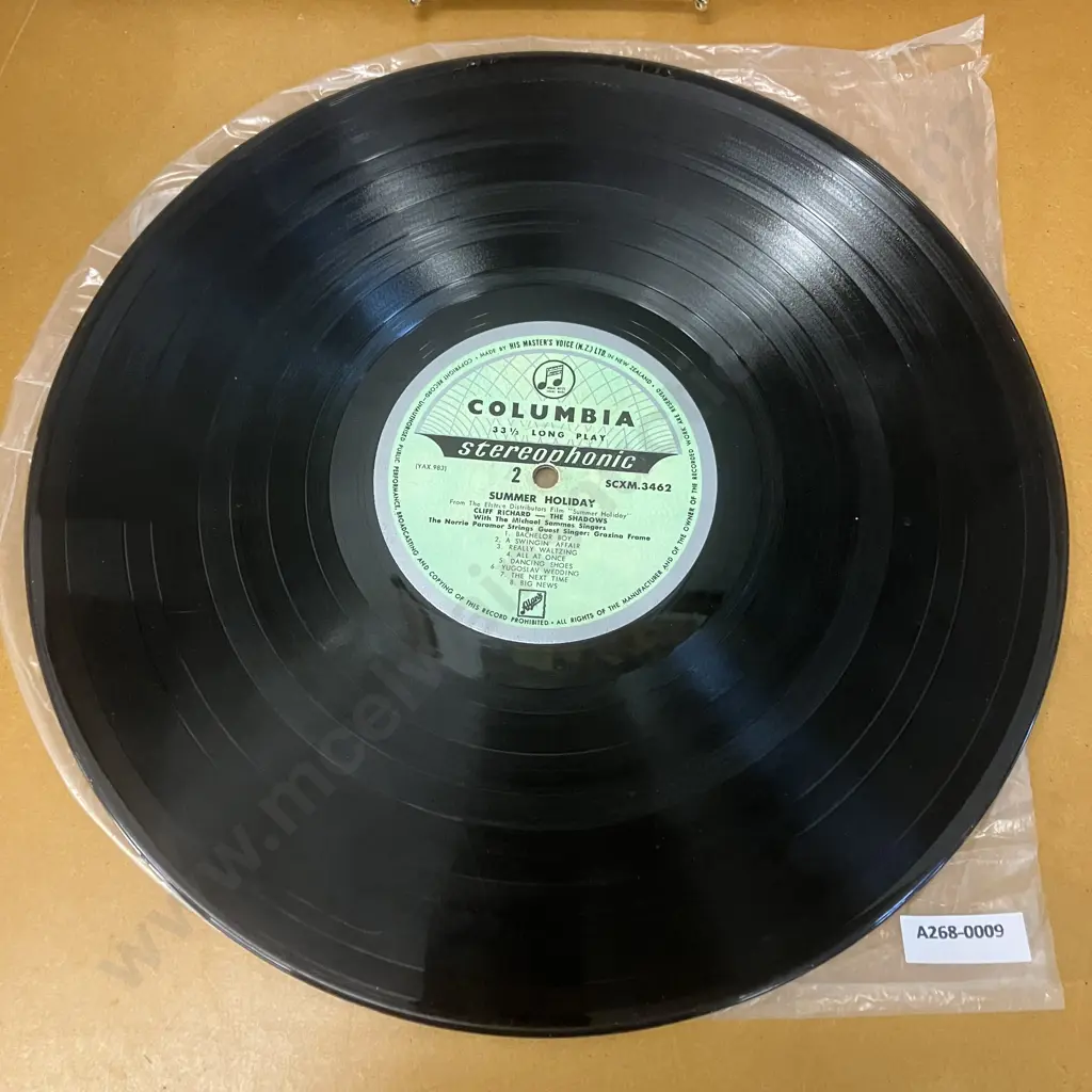 Cliff Richard And The Shadows* ‎– Summer Holiday 1963 HMV NZ Pressing For Columbia SCXM 3462. NM Image 1++