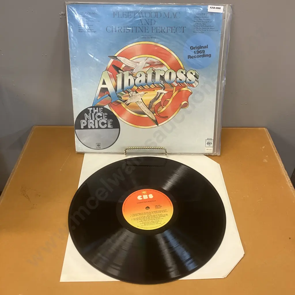 Fleetwood Mac & Christine Perfect - Albatross LP 1977 NZ Pressing CBS 010. NM Image 1++