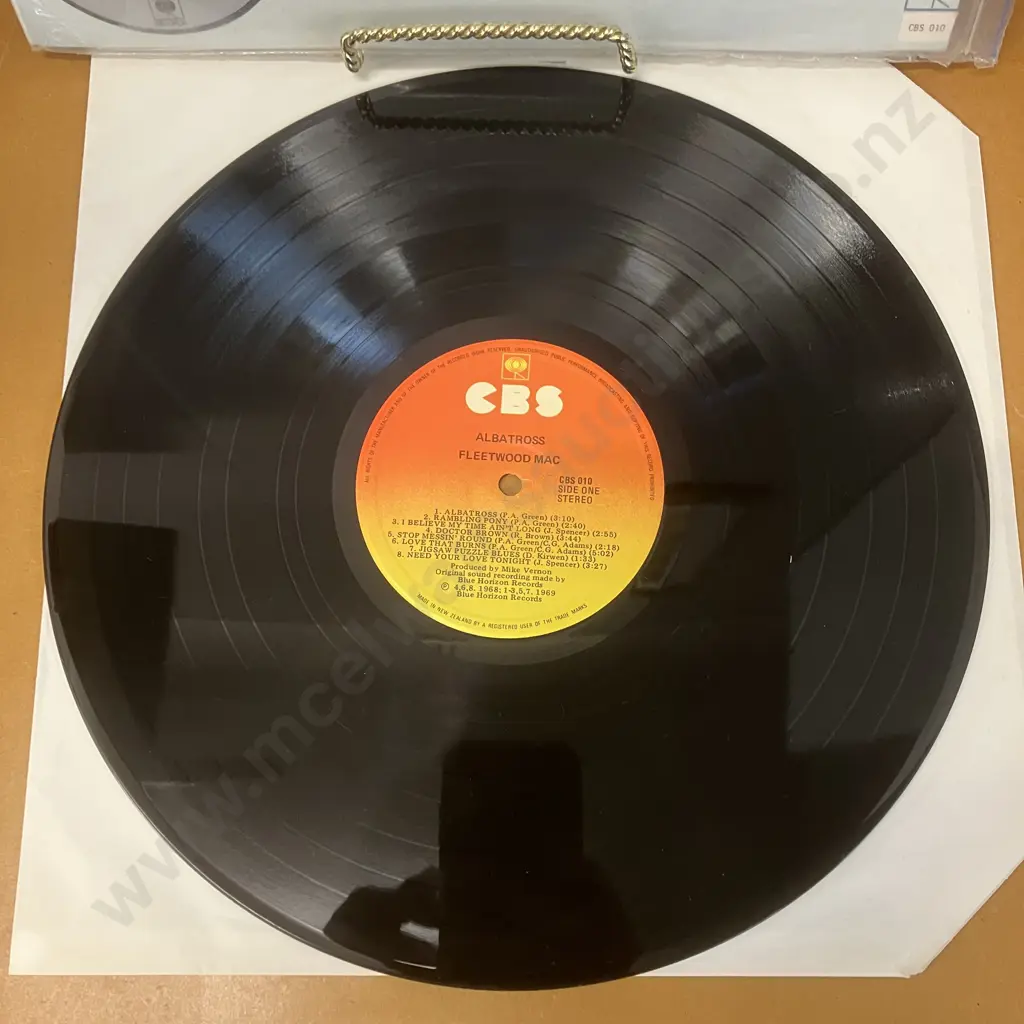 Fleetwood Mac & Christine Perfect - Albatross LP 1977 NZ Pressing CBS 010. NM Image 1++