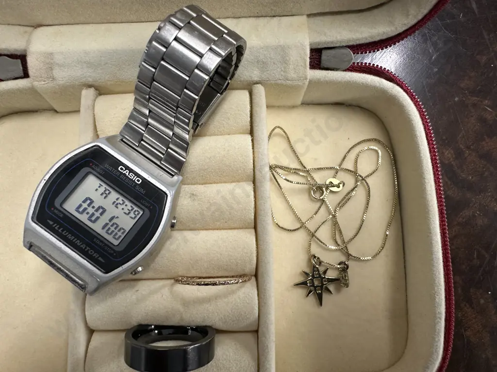 Casio Watch With Assorted Jewellery Image 1++