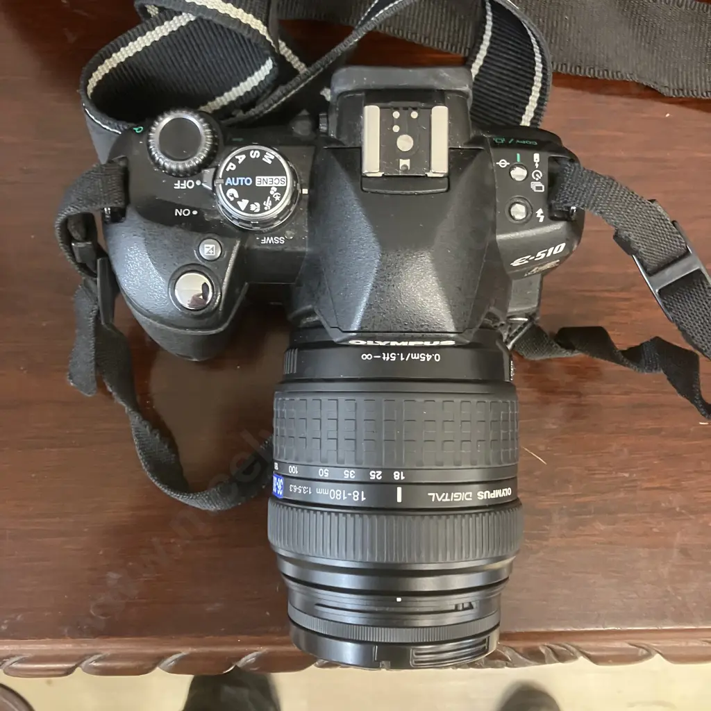 Olympus Evolt E-510 Digital Camera,18-180/3.5-6.3, 40-150/4-5.6, 14-42/3.5-5.6 Lenses, Cases, Manual, Charger, Card Etc Image 1++