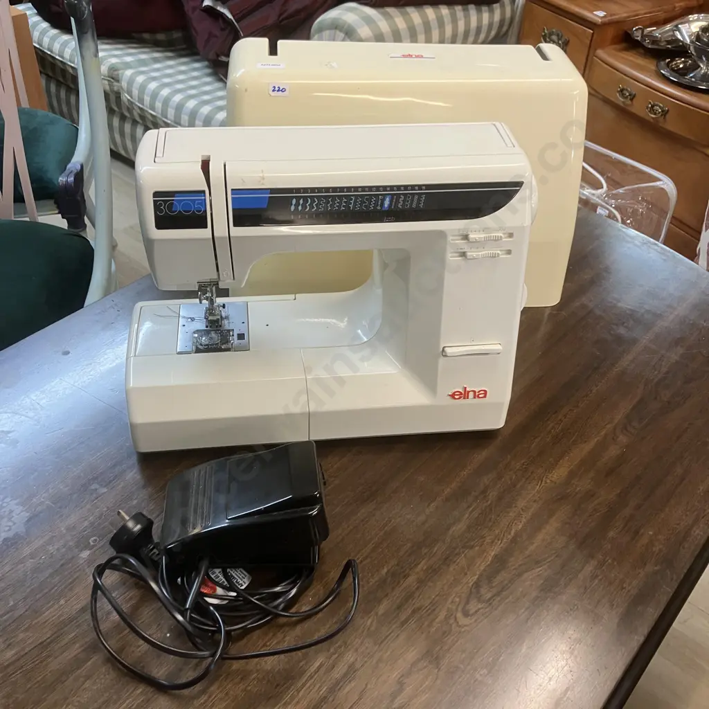 ELNA Envision 3005 Sewing Machine With Case & Foot Pedal Image 1++