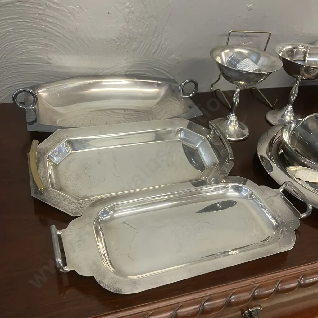 Selection of Silverware Image 1++