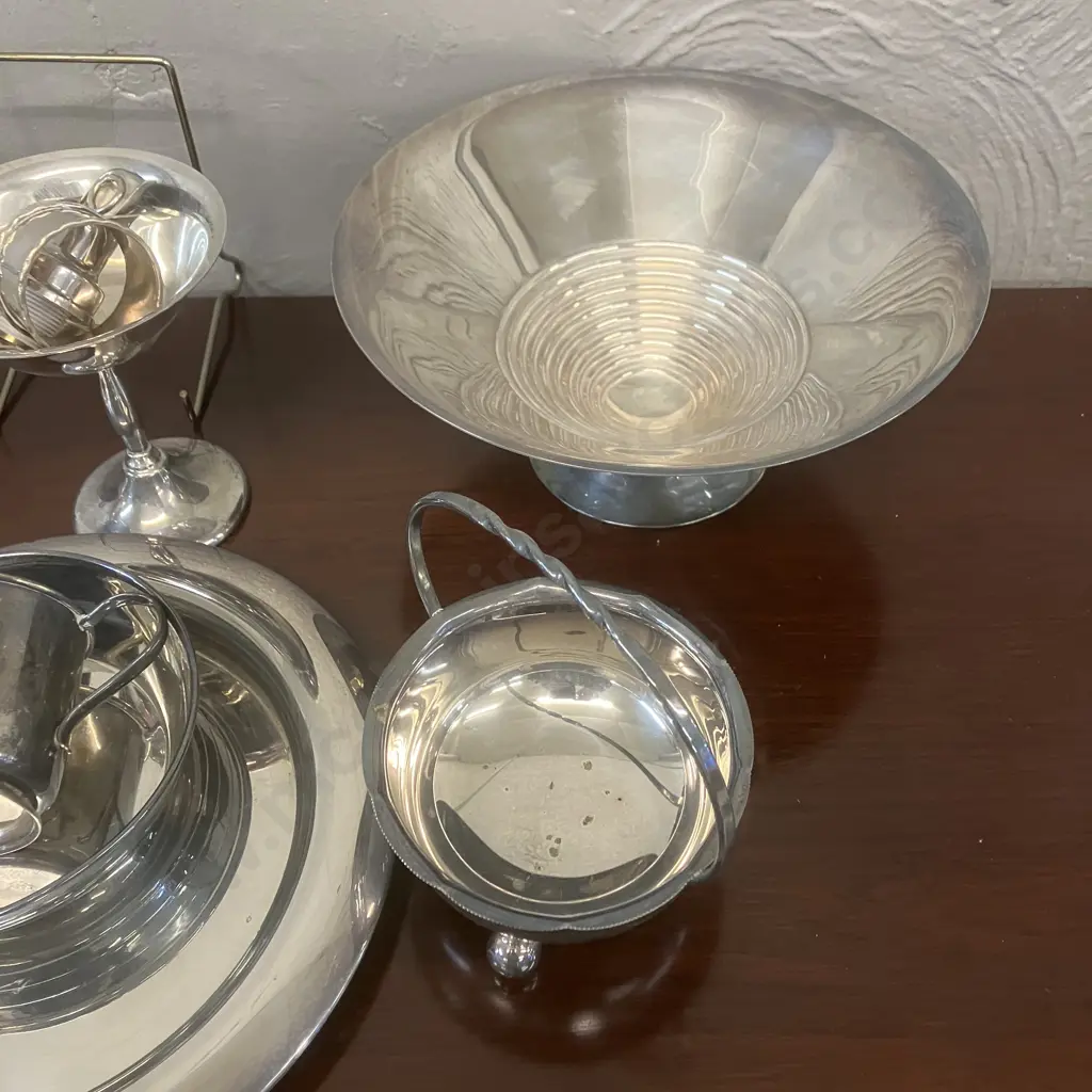 Selection of Silverware Image 1++