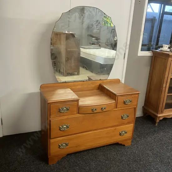 Solid Rimu Bow Front 5 Drawer Dressing Table, Drop Handles, Circular Mirror. H158 W106 D43cm
