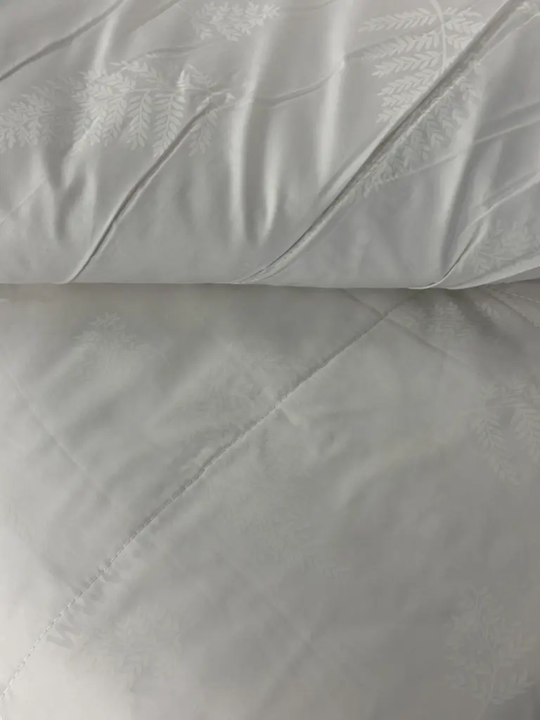 New Kapaca Alpaca Fibre Four Seasons Double Size Duvet Inner - Size 180 x 220cm Image 1++